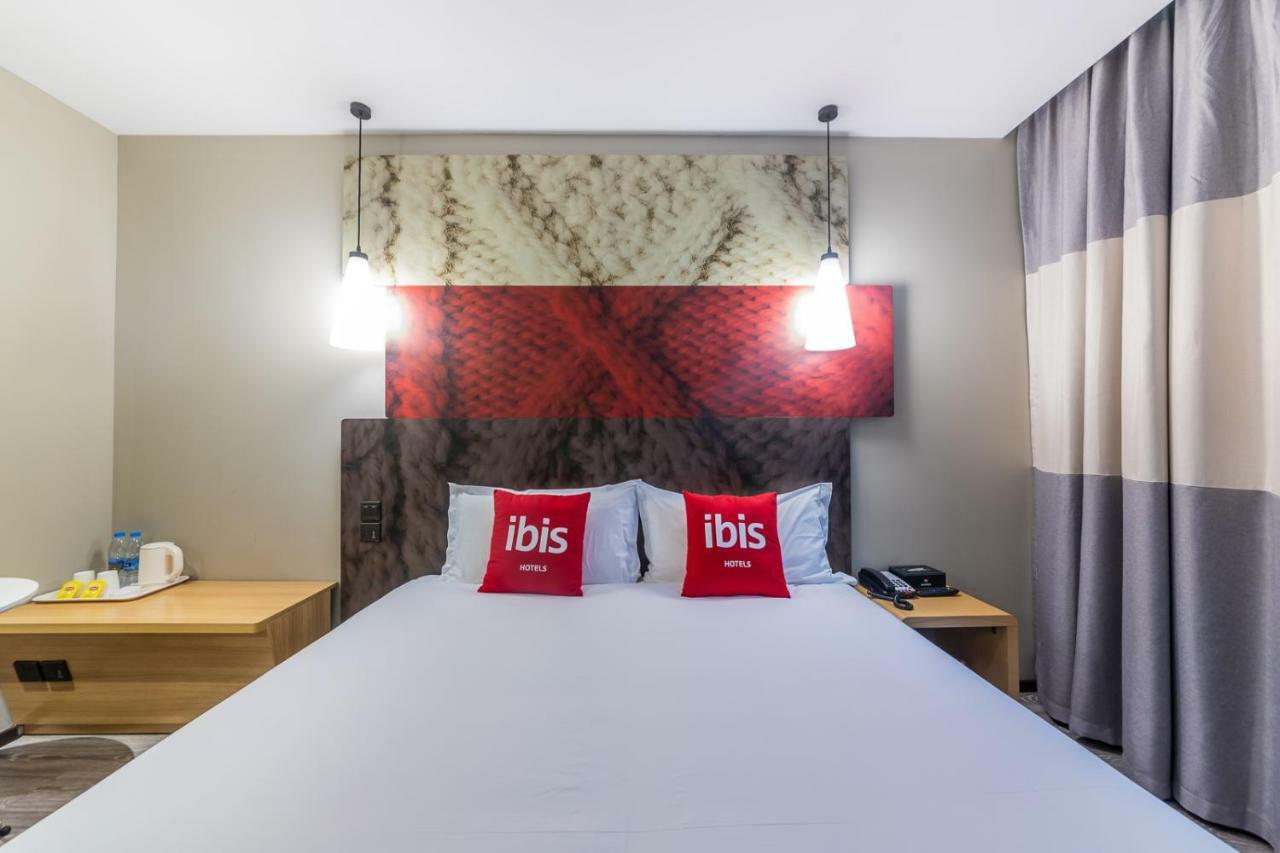 ไอบิส ฉงชิง เจียฟ่างเป่ย เพเดสเตรียน สตรีท โฮเต็ล Hotel ฉงชิ่ง ภายนอก รูปภาพ